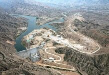 مشکل تاریخی آب در بوشهر حل میشود/ احداث ۱۰ سد جدید در استان