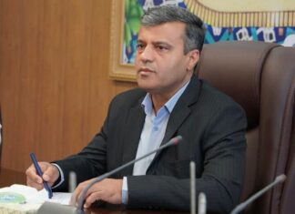 اشتغال بومیان خارگی در اولویت اشتغال پایانههای نفتی است