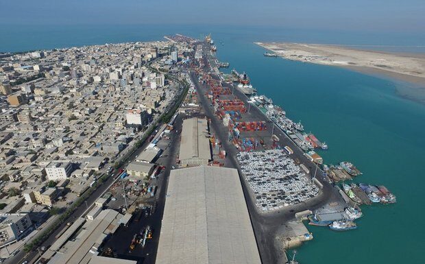 مساحت فعلی بندر بوشهر پاسخگوی نگهداری کالاهای تجاری نیست