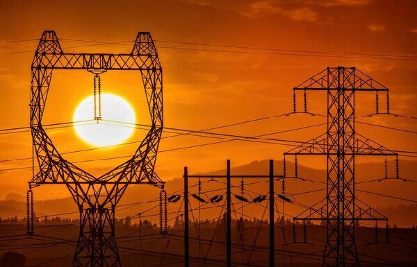 خاموشیهای متعدد صنایع بوشهر را اذیت میکند/لزوم تامین برق پایدار