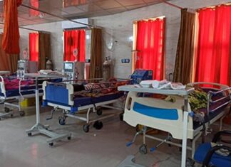بیمارستان گناوه به ۳ دستگاه دیالیز جدید نیاز دارد