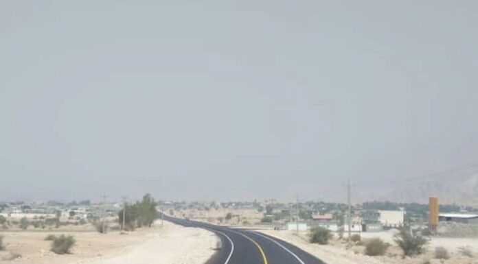 همزمان با هفته دولت ۲۱ پروژه راهداری در شهرستانهای دشتی و تنگستان آغاز و افتتاح شد+تصویر