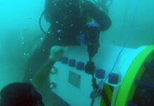 برای اولینبار انجام شد؛ تعمیرات پیشگیرانه در اعماق خلیج فارس/ جلوگیری از وقوع آلودگی نفتی+تصویر