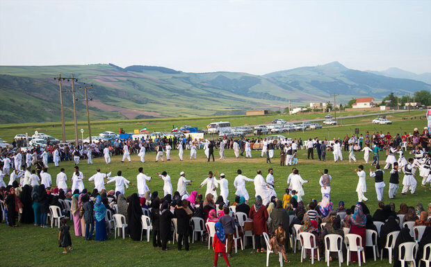 جشنواره اقوام ایرانی در ساحل شهر بوشهر برگزار میشود