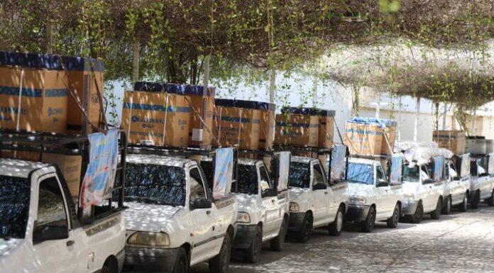 ۳۷۷ سری جهیزیه به نوعروسان استان بوشهر اهدا شد