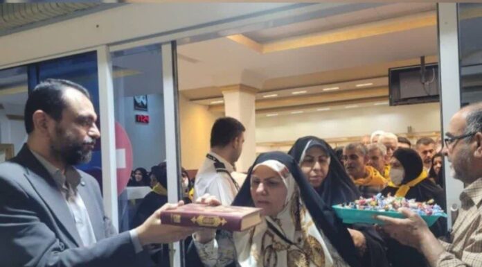 بدرقه نخستین گروه زائران عمره مفرده از استان بوشهر به سرزمین وحی