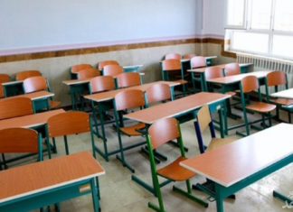 مدارس نوبت عصر گناوه و دیلم امروز تعطیل شدند