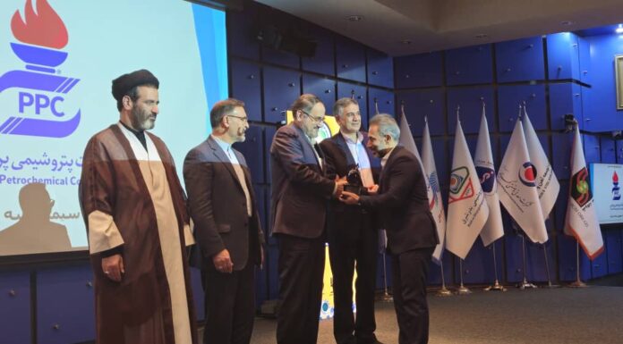 کسب تندیس سیمین سه ستاره جشنواره صنعت سلامت محور توسط پتروشیمی پردیس+تصویر