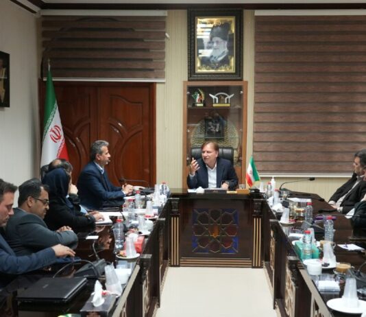 استاندار بوشهر: مسیر برون رفت از مشکلات بگومگوهای سیاسی نیست