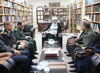 شجاعت «شهید عاشوری» به تصویر کشیده شود