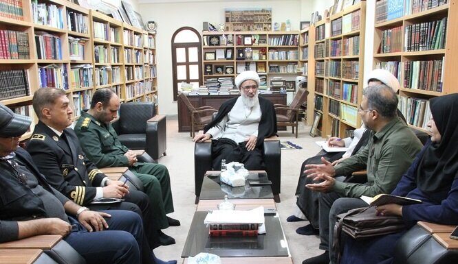 شجاعت «شهید عاشوری» به تصویر کشیده شود