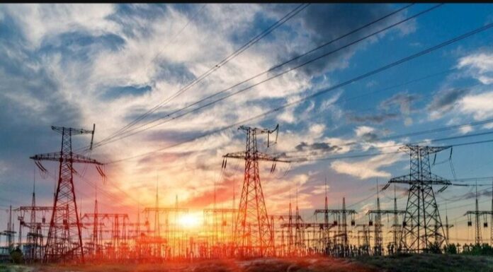 صنعت برق کشور در فصل سرد آمادگی تولید و تامین برق کلیه مشترکان خود اعم از خانگی ،صنعتی ، کشاورزی و …..را دارد