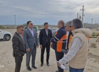 بازدید میدانی فرماندار تنگستان از پروژههای راهداری در شهرستان