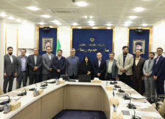 بزرگترین معامله بورس در سال ۱۴۰۳ رقم خورد؛ پتروشیمی پردیس، سهامدار ۲.۲ درصدی هلدینگ خلیج فارس شد