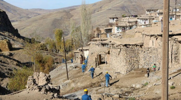 سرمایهگذاری ۱۵۰۰۰ میلیارد تومانی برای توسعه و احداث شبکه برق روستایی