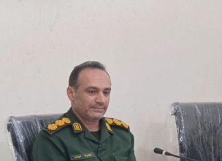 اهدای ۱۰۰ بسته نوشتافزار به دانشآموزان کمبرخوردار بوشهر با محوریت گروه جهادی «شهید احمدی جوان+ تصویر