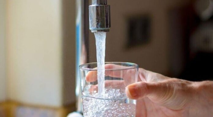 مدیرکل آب و فاضلاب بوشهر: تکمیل پروژههای آب شرب دشتستان تسریع میشود