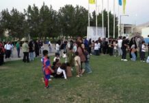 همقدم با خانواده، همدل برای سلامت به مناسبت هفته تربیتبدنی، همایش پیادهروی خانوادگی کارکنان پتروشیمی پردیس با حضور بیش از ۲۰۰ خانواده در شهرهای جم و کنگان برگزار شد.