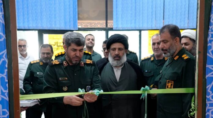 افتتاح نمایشگاه کتاب در بوشهر با حضور فرمانده سپاه امام صادق (ع)