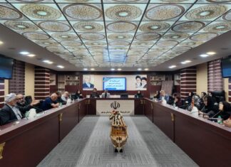 رونمایی گسترده از تازههای نشر بوشهر؛ دوازده کتاب در آیینی فرهنگی معرفی شد