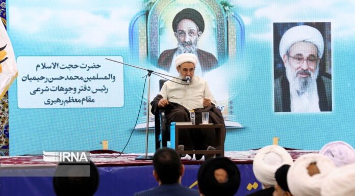 مسئول دفتر وجوهات شرعی دفتر مقام معظم رهبری: مسیر انقلاب با گذر از پیچ تاریخی خود به قله نزدیک میشود