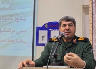 سردار خرمدل: مردم رکن اصلی پایداری انقلاباند / سپاه برخاسته از مردم است و هیچگاه تحقیرشدنی نیست