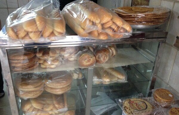 واحدهای عرضه نان فانتزی در بوشهر جریمه شدند